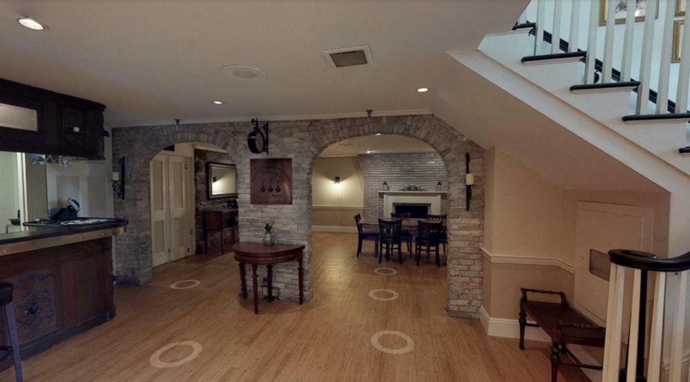 Simsbury 1820 House Hotel Exterior photo